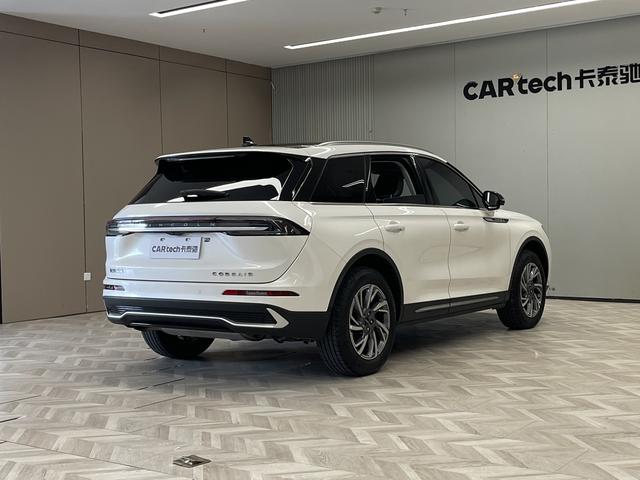 Lincoln Corsair 2023 2.0 T 2 WD — фото 7