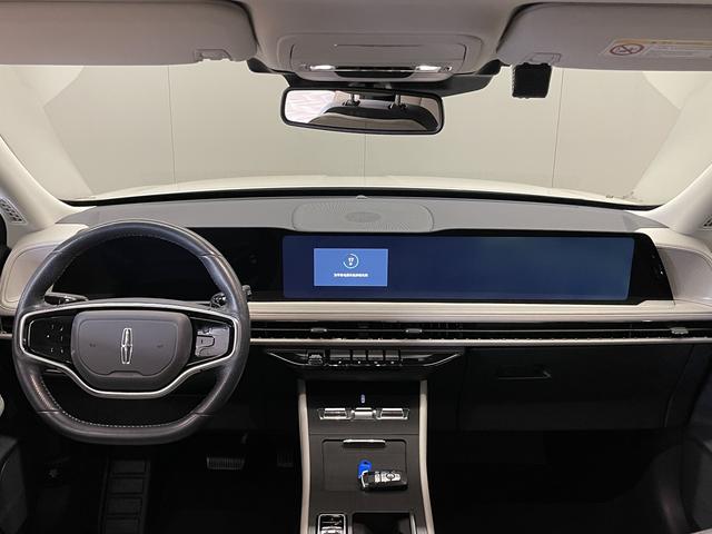 Lincoln Corsair 2023 2.0 T 2 WD — фото 18