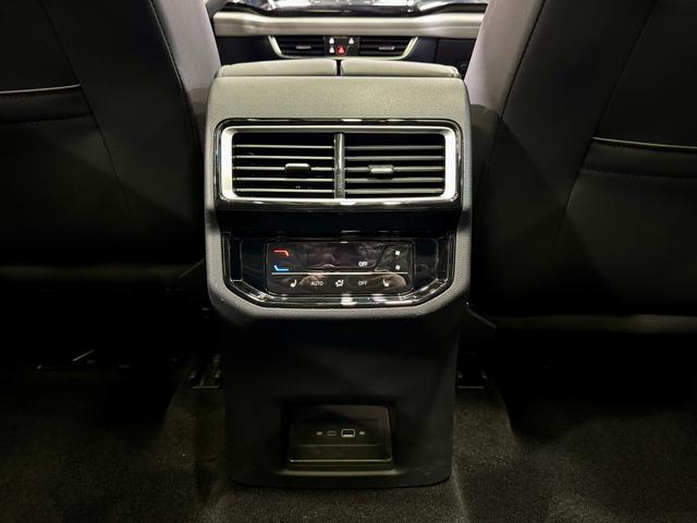 Volkswagen Teramont 2024 380 TSI 4 WD — фото 16