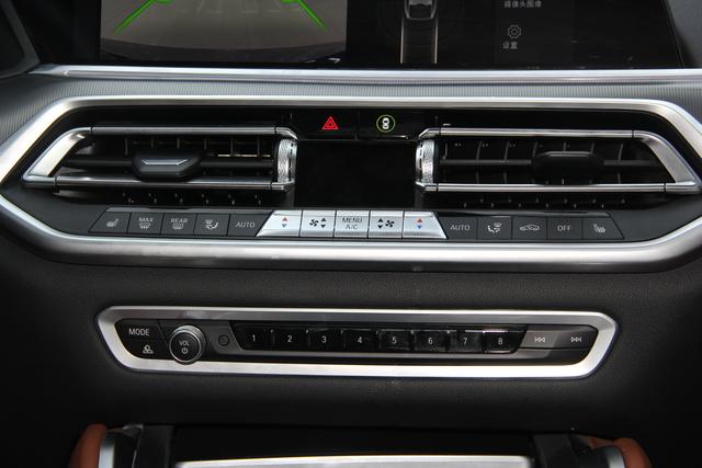 BMW X6 2022 x Drive 30i M — фото 9