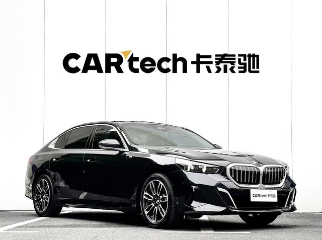 BMW 5-Series 2024 530 Li Leading M — фото 3