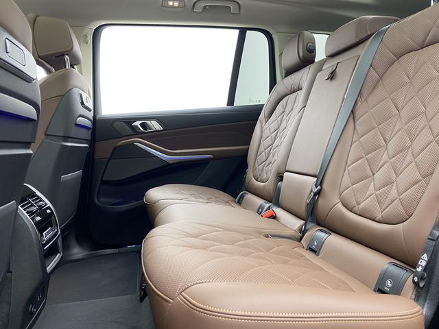 BMW X7 id 3849850 из Китая 18