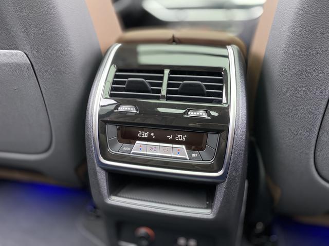 BMW X7 id 3849850 из Китая 28