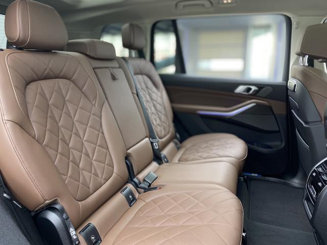 BMW X7 id 3849850 из Китая 29