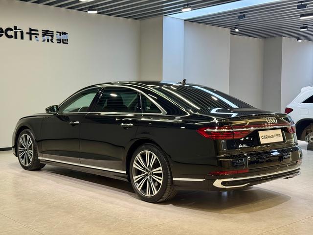 Audi A8 2023 A 8 L 50 TFSI quattro — фото 5