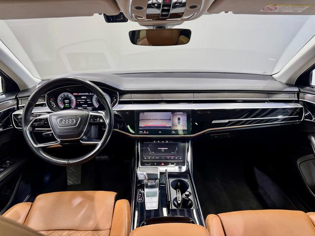 Audi A8 2023 A 8 L 50 TFSI quattro — фото 18