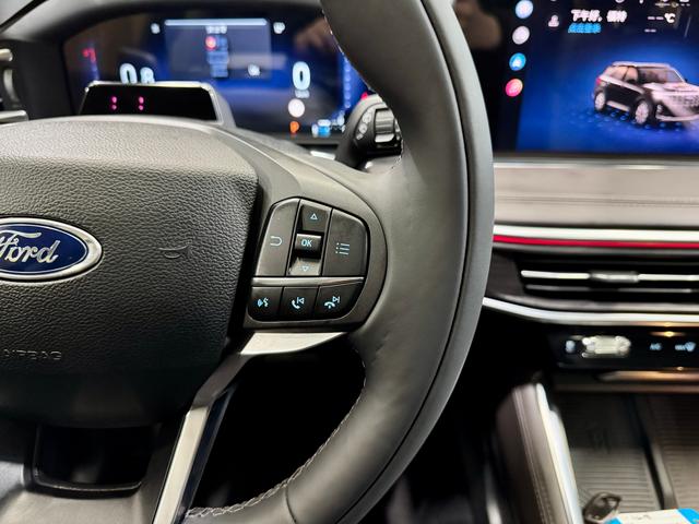 Ford Explorer 2024 2.3 T Eco Boost 4 WD 7 — фото 14