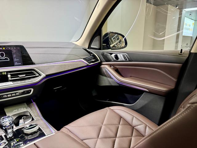 BMW X5 2022 x Drive 30 Li M — фото 14