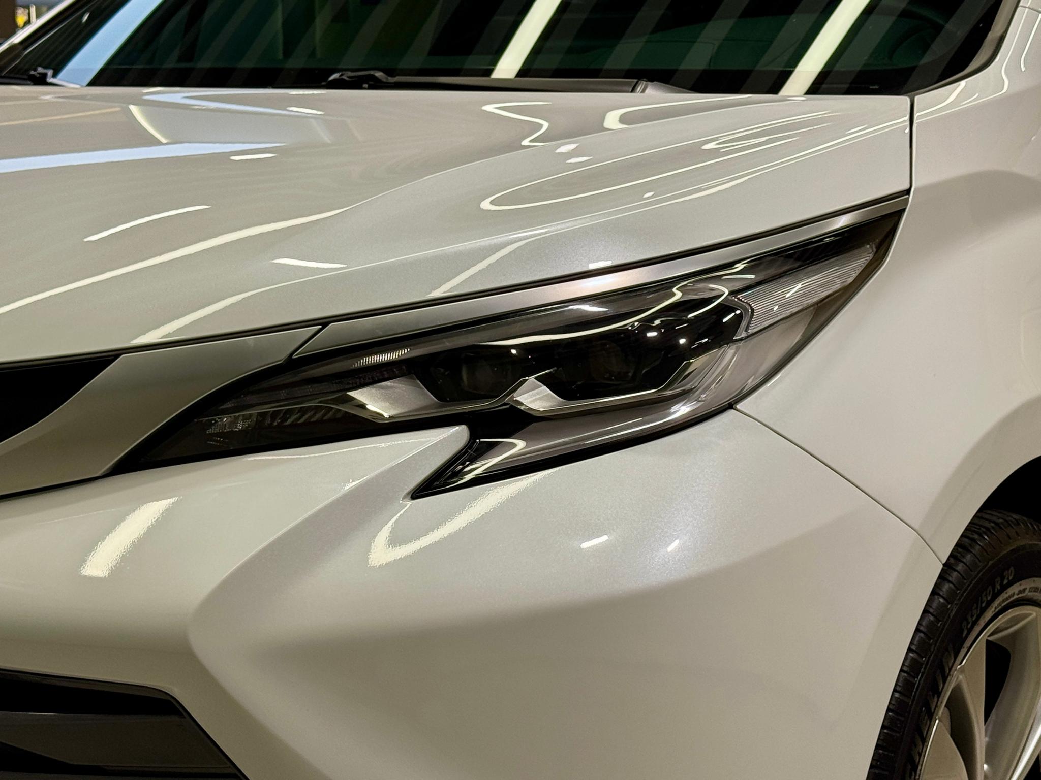 Toyota Sienna 2023 2.5L