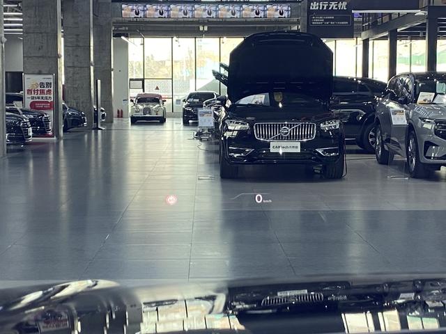 Volkswagen Touareg id 3840747 из Китая 19