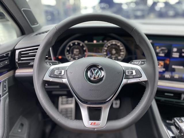 Volkswagen Touareg id 3840747 из Китая 26