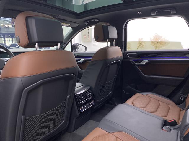 Volkswagen Touareg id 3840747 из Китая 32