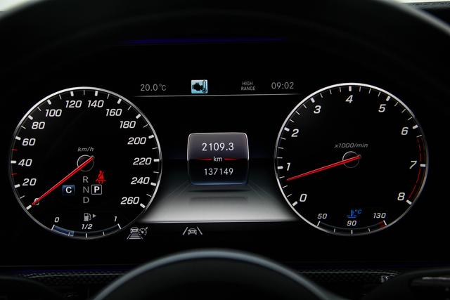 Mercedes-Benz G-Class 2021 года G 500 - фото 15