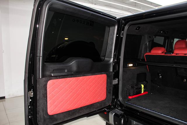 Mercedes-Benz G-Class 2021 года G 500 - фото 32