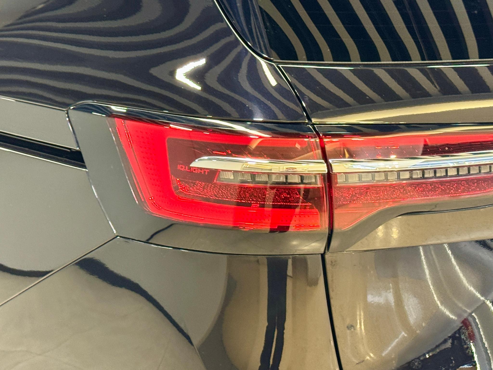 Volkswagen Viloran 2024 380TSI Luxury
