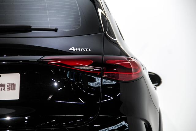 Mercedes-Benz GLC 2024 GLC 260 L 4 MATIC Luxury 5 — фото 9