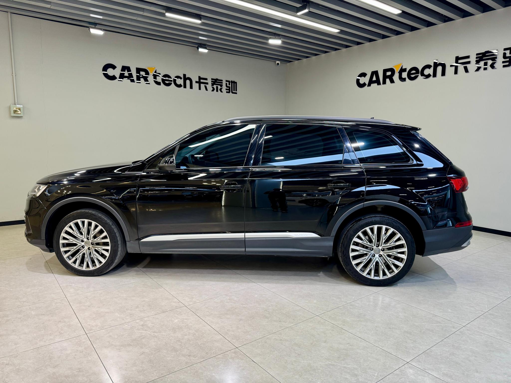 Audi Q7 2021 45 TFSI quattro S line Sport