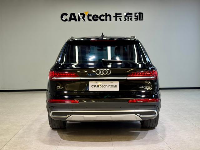 Audi Q7 2021 45 TFSI quattro S line Sport — фото 6