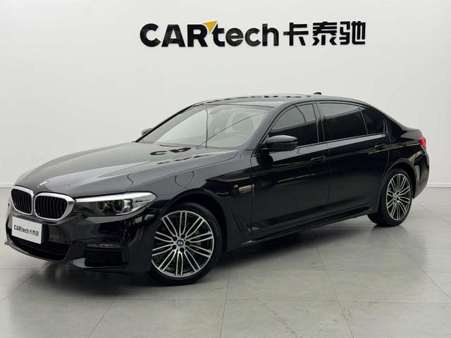 BMW 5 Series 2019 — фото 1
