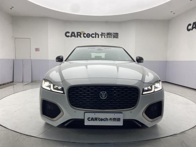 Jaguar XFL 2024 2.0 T P 300 4 WD — фото 2