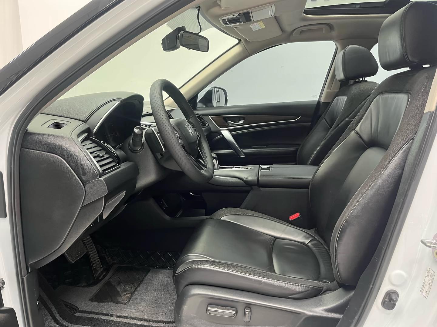 Honda Avancier 2017 240TURBO