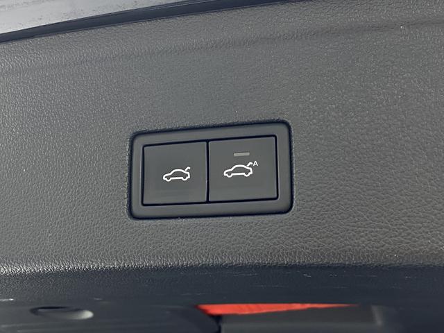 Volkswagen Touareg 2023 Черный из Китая, фото 3