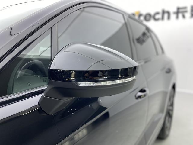 Volkswagen Touareg id 3840745 из Китая 21