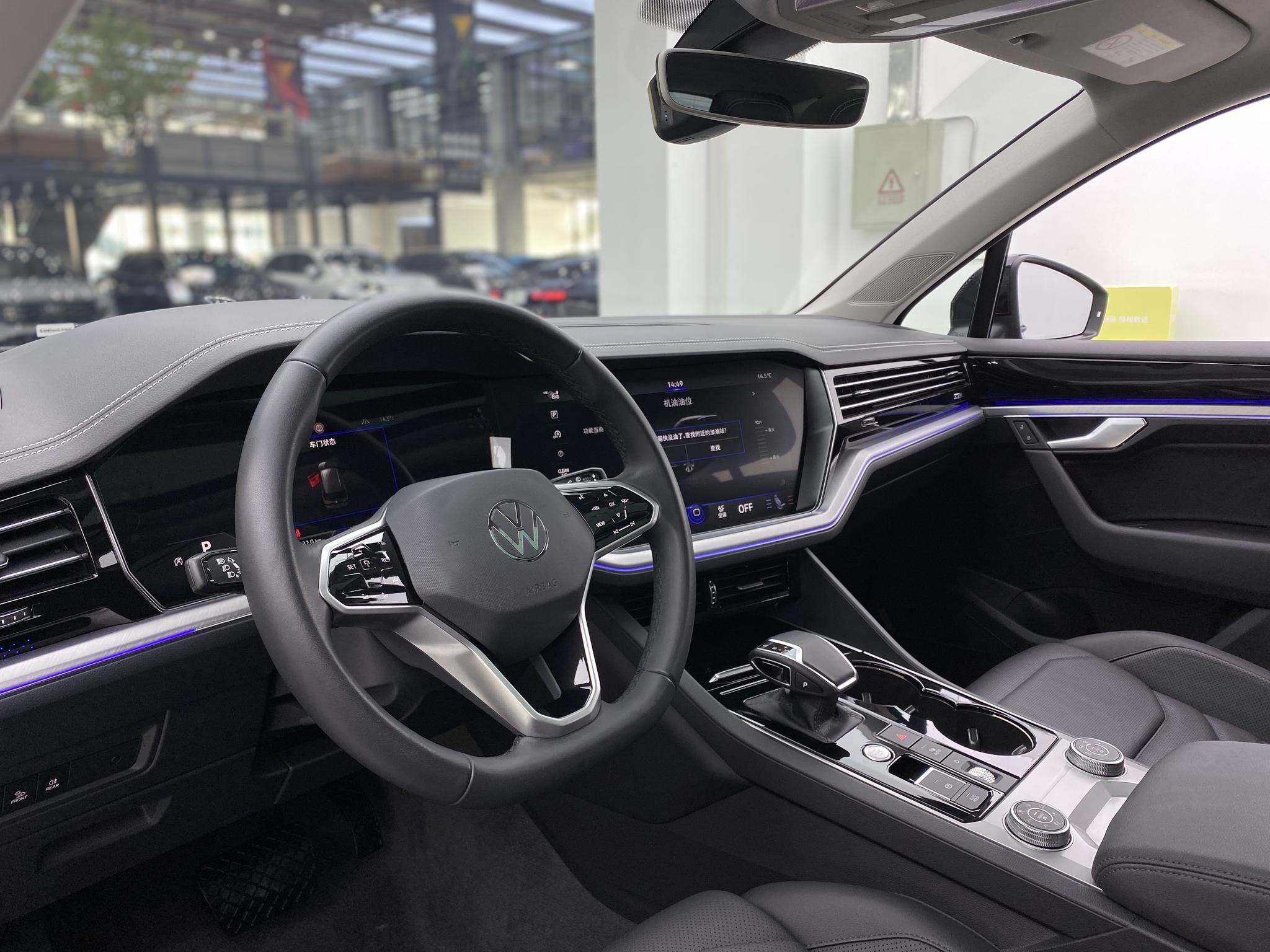 Volkswagen Touareg 2022 3.0TSI Sport