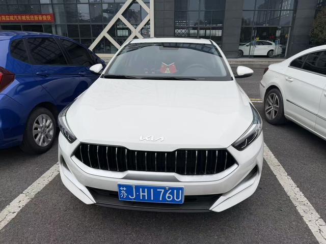 Kia K3 2021 1.5 L CVT — фото 2