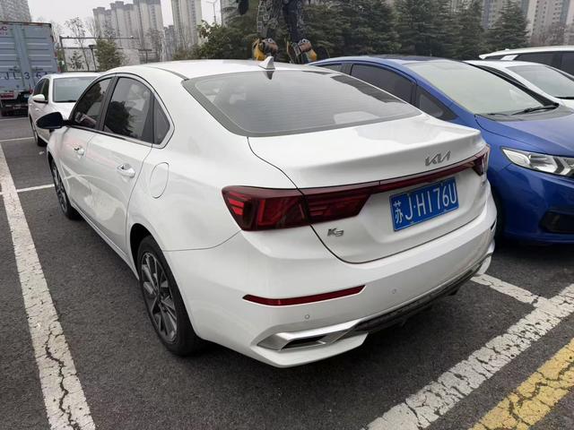 Kia K3 2021 1.5 L CVT — фото 4