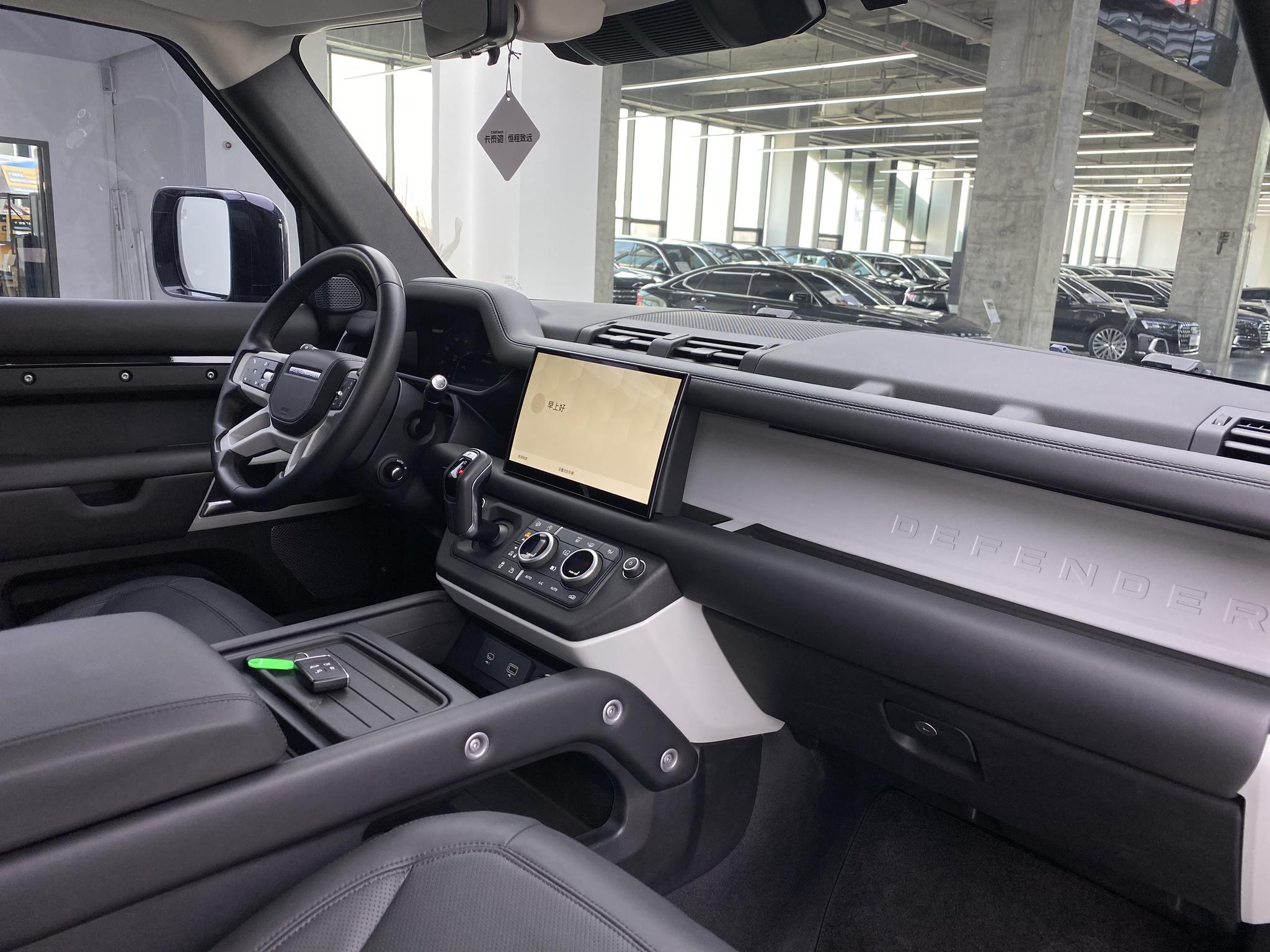 Land Rover Defender 2023 90 3.0T P400 XS