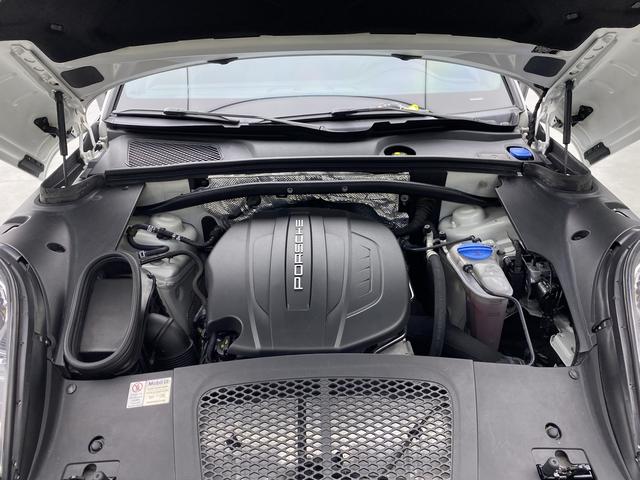 Porsche Macan 2017 Macan 2.0 T — фото 5