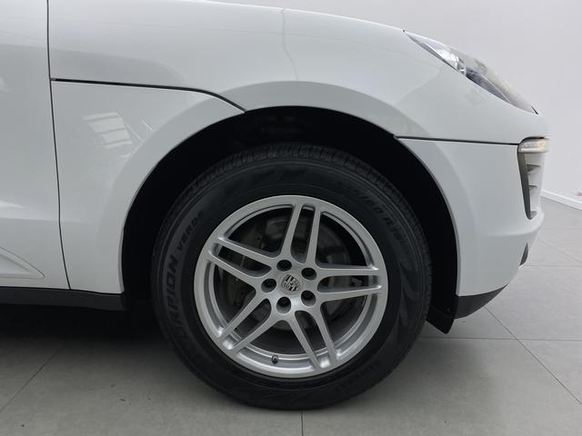 Porsche Macan 2017 Macan 2.0 T — фото 15