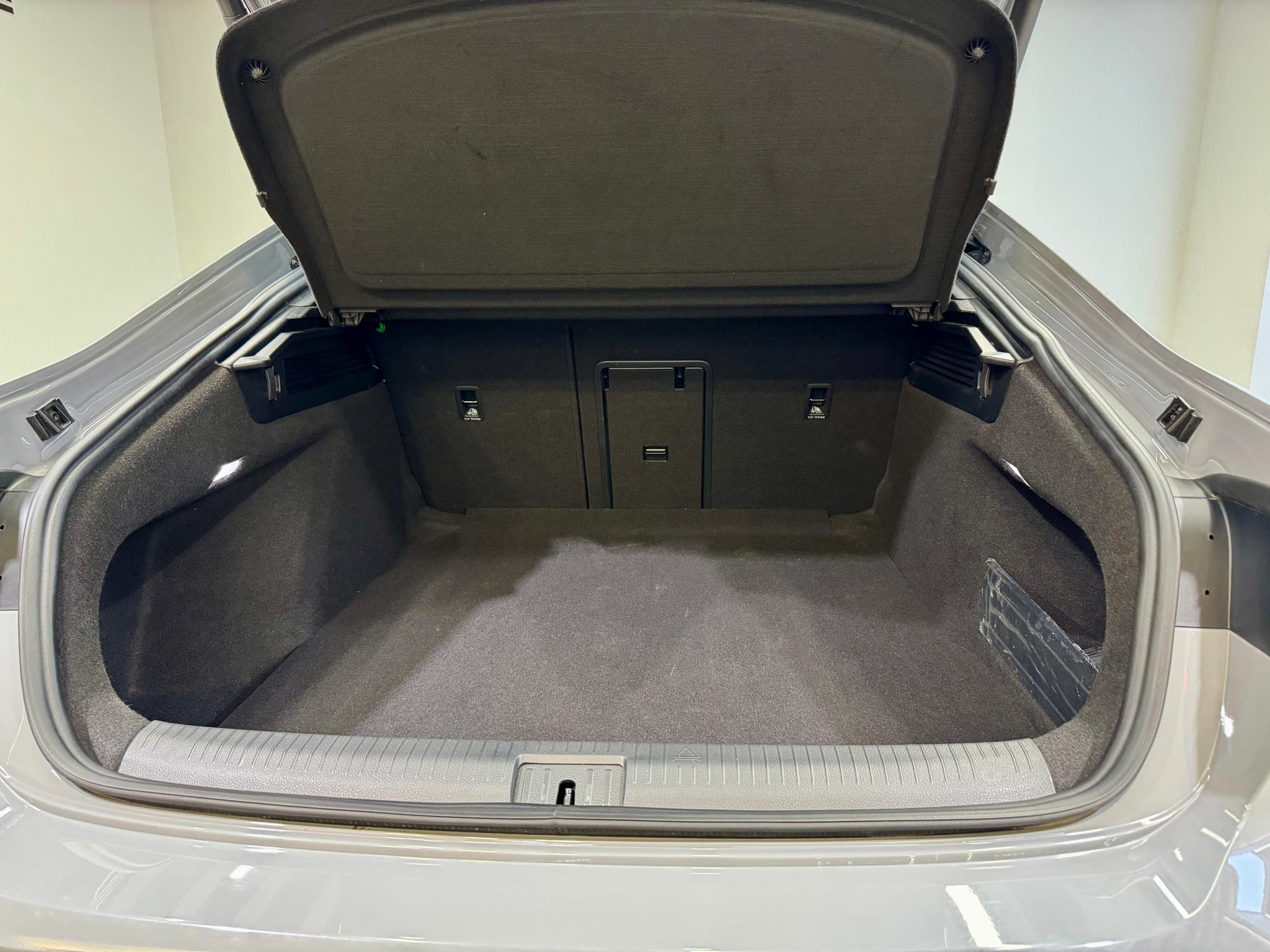 Volkswagen Passat CC CC 2024 380TSI