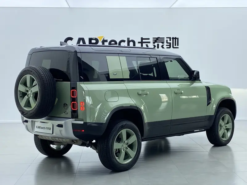Land Rover Defender — фото 4