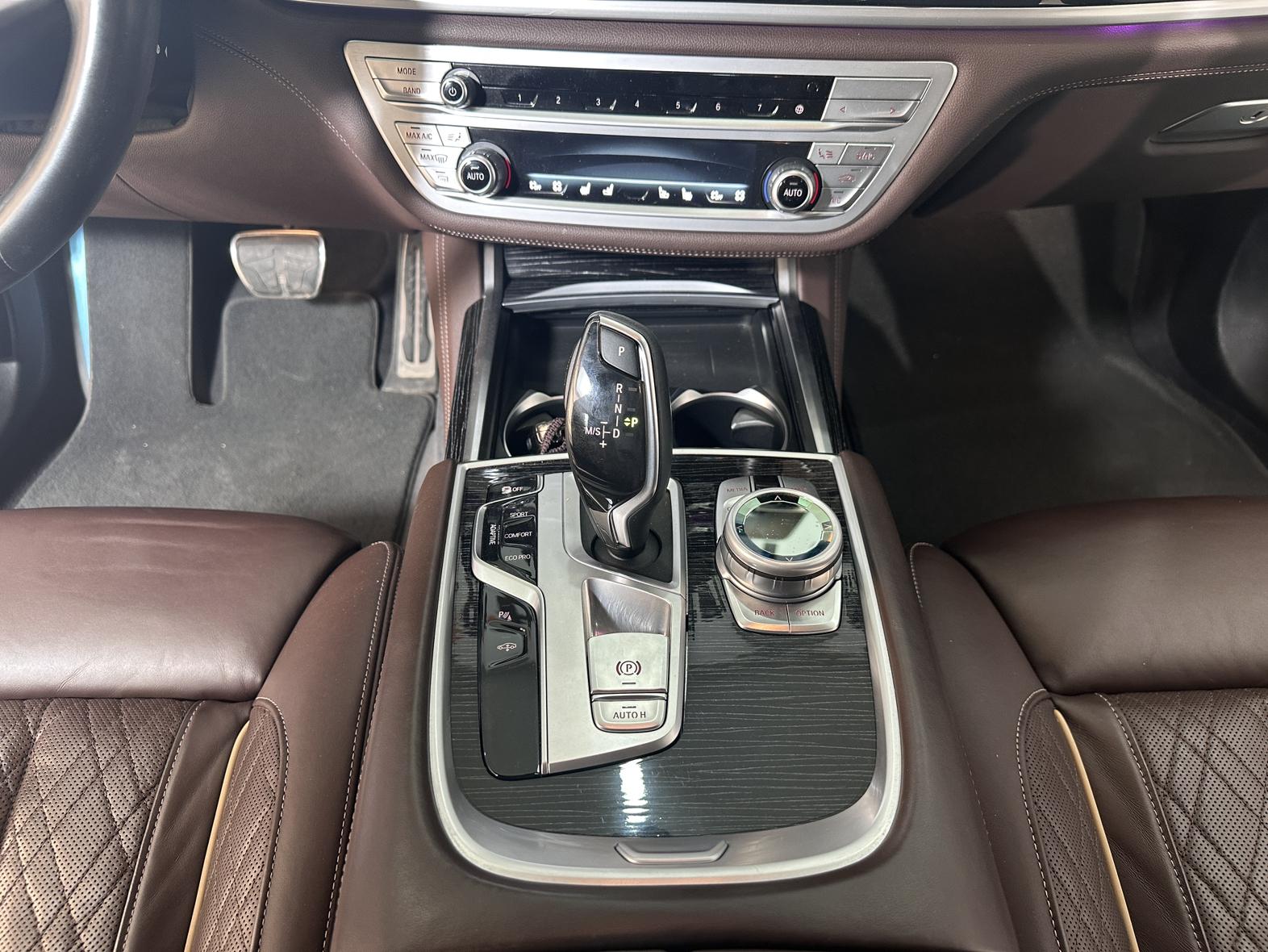 BMW 7 Series 7 2021 740Li Lead M Sport
