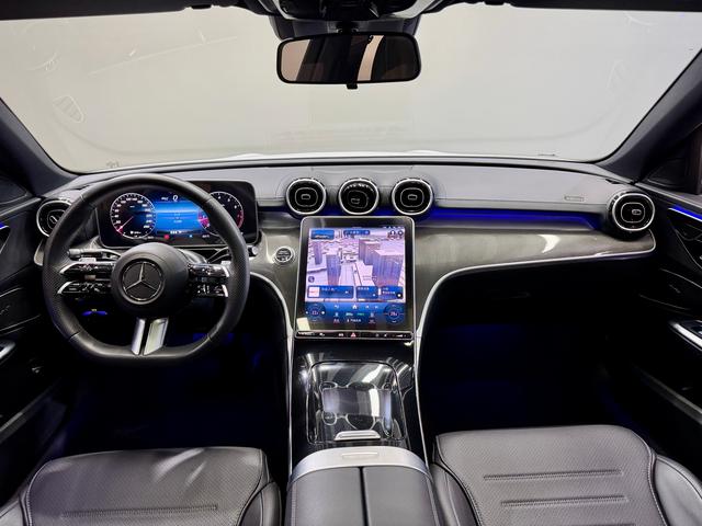 Mercedes Benz C-Class 2023 — фото 18