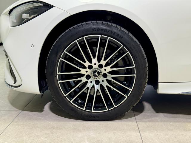Mercedes Benz C-Class 2023 — фото 13