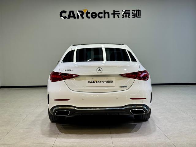 Mercedes Benz C-Class 2023 — фото 6