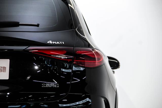 Mercedes-Benz GLC 2024 GLC 300 L 4 MATIC 5 — фото 9
