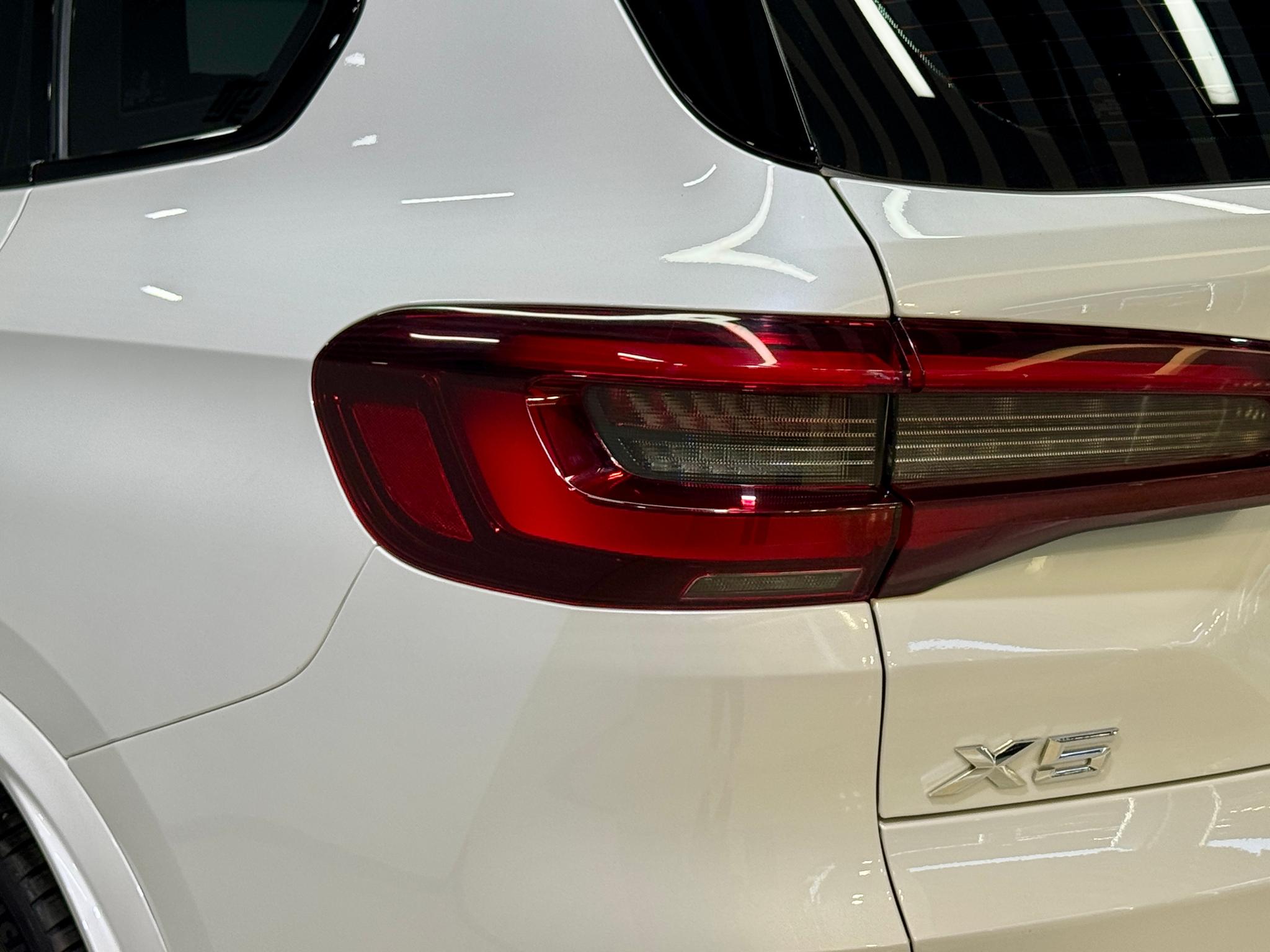 BMW X5 2022 xDrive 40Li M Sport