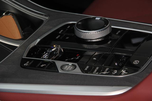 BMW X5 2025 x Drive 30 Li M — фото 14