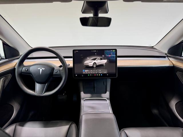 Tesla Model Y 2023 — фото 15