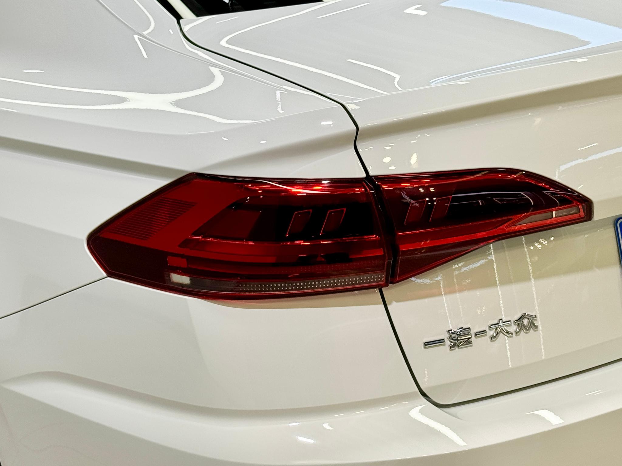 Volkswagen Bora 2025 200TSI DSG