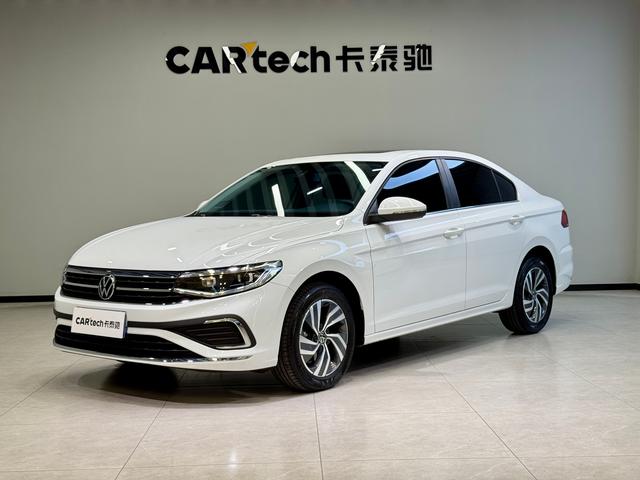 Volkswagen Bora 2025 200 TSI DSG