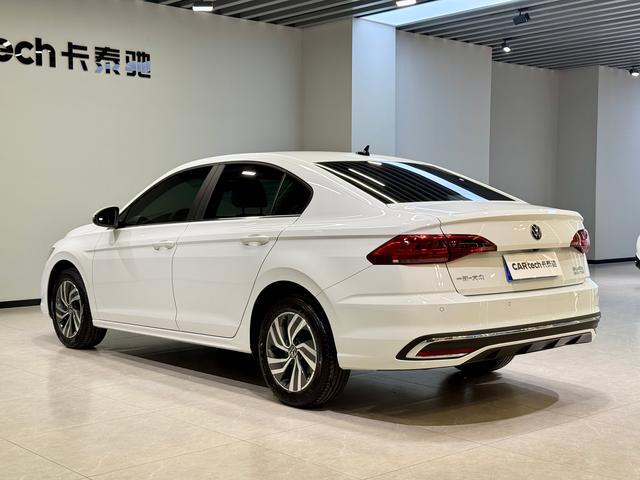 Volkswagen Bora 2025 200 TSI DSG — фото 5