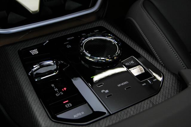 BMW X3 2025 x Drive 30 L M — фото 14