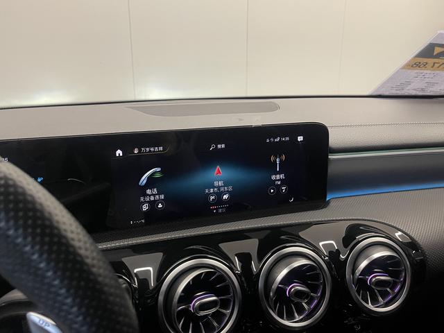 Mercedes-Benz A-Class AMG 2020 AMG A 35 L 4 MATIC — фото 12