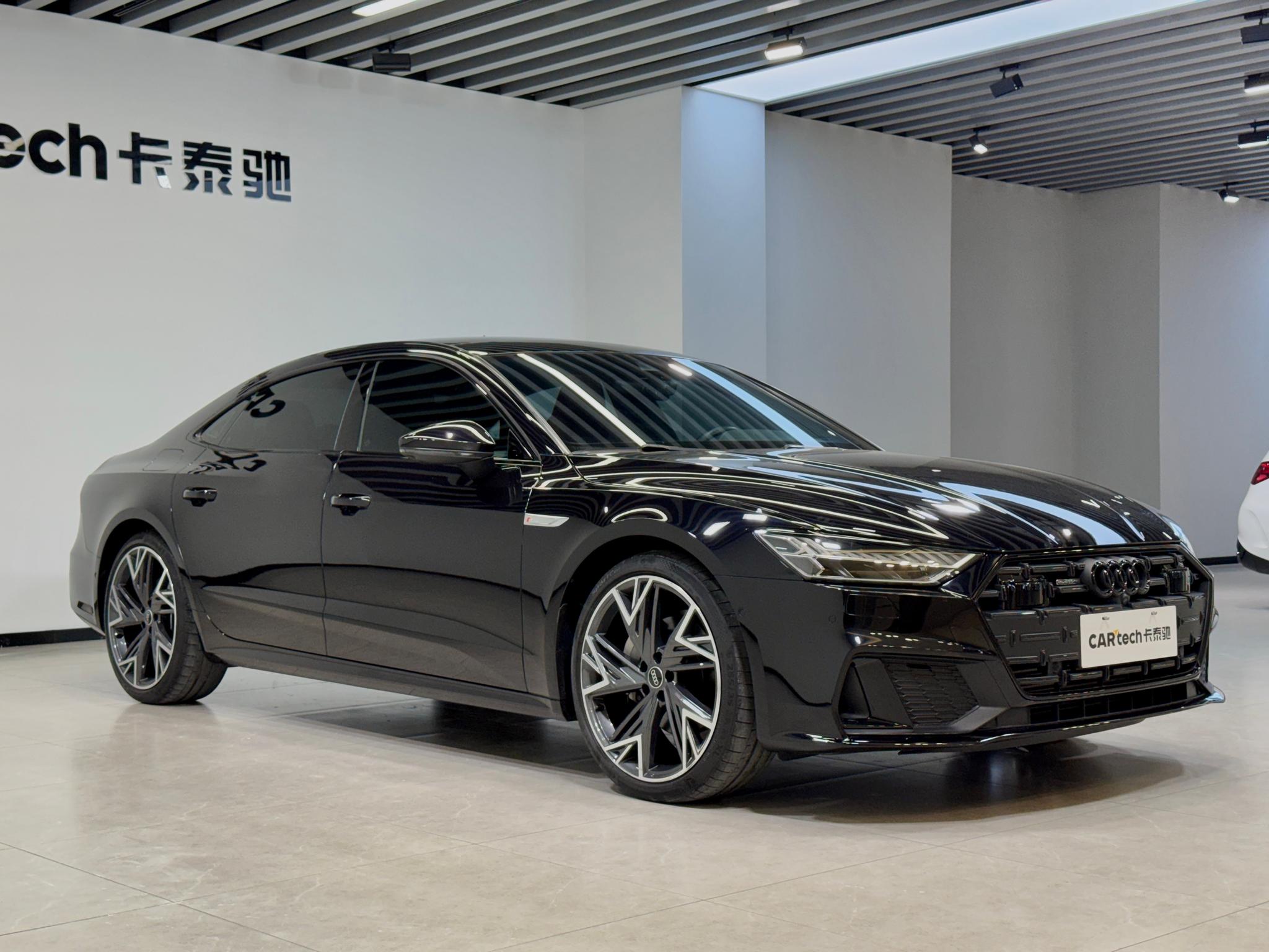 Audi A7L 2023 45 TFSI quattro S-line