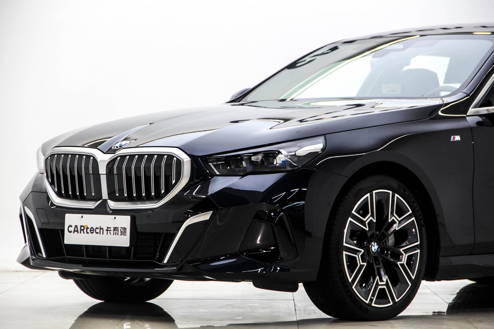 BMW 5 Series 5 2025 530Li Premium M Sport
